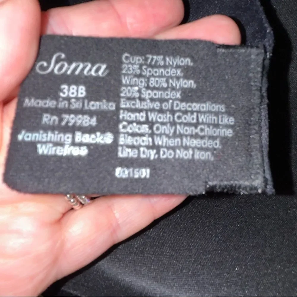 Soma Vanishing Back Wireless Bra